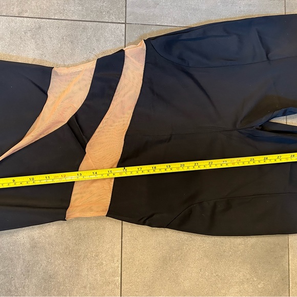 Norma Kamali Snake Mesh Fishtail Jumpsuit - Picture 11 of 13